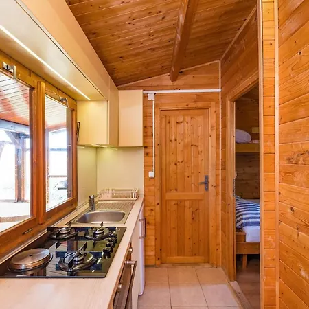Holiday home Amazing In With Kitchen *